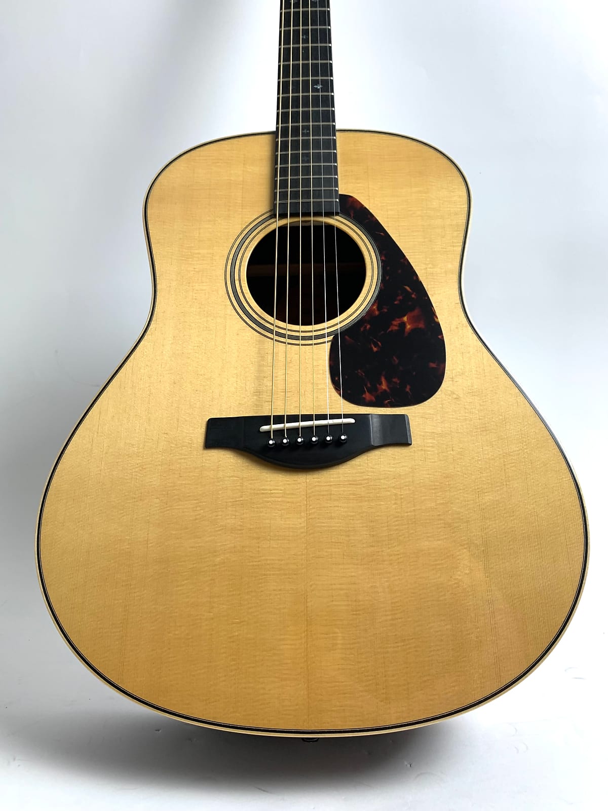 Yamaha LL26AREII FOLK GUITAR 2021