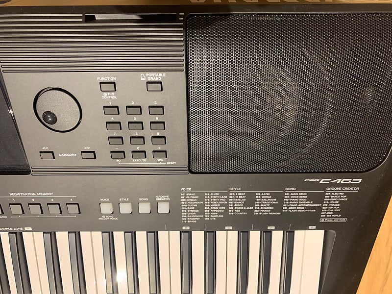 Yamaha PSR-E463 Digital Keyboard