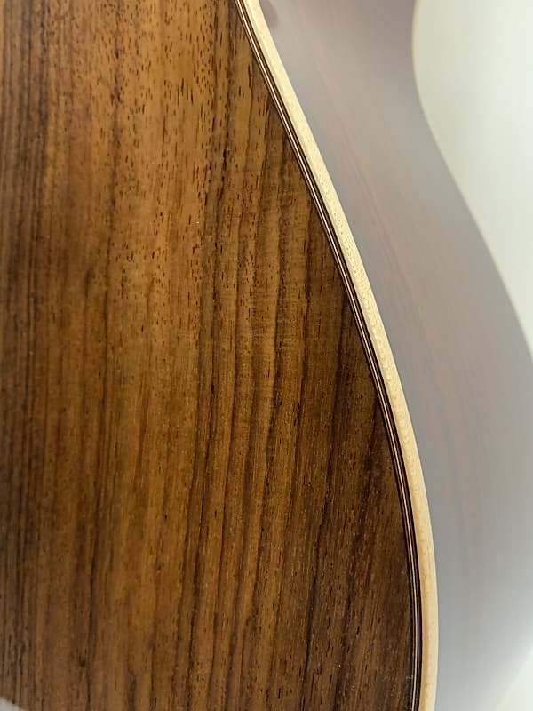 Yamaha LL56AREII Acoustic Jumbo 2021