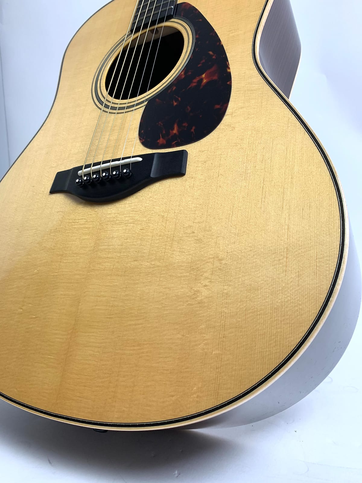 Yamaha LL26AREII FOLK GUITAR 2021