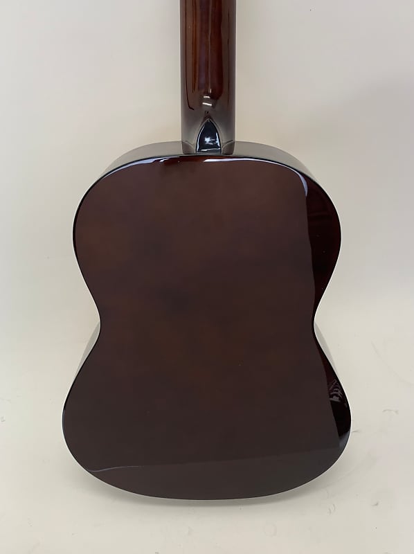 Beavercreek BCT901 Nylon Stringed Guitar
